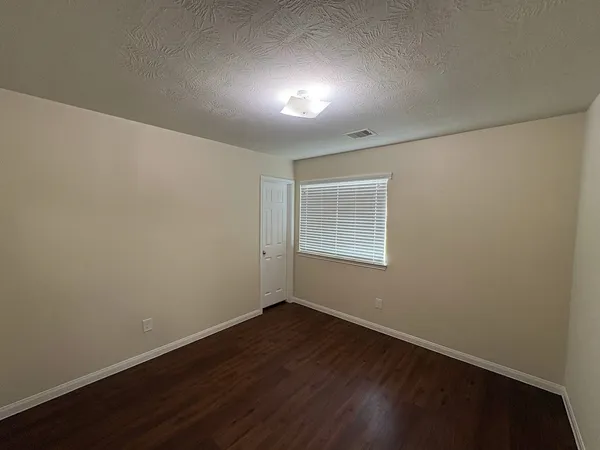 $1,930 | 12002 Jillian Crossing Drive, Houston, TX 77067