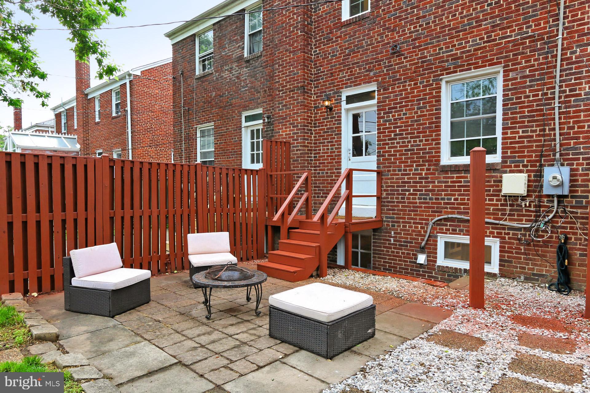 210 South Courthouse Road Arlington, VA 22204 - Photo 34 of 38