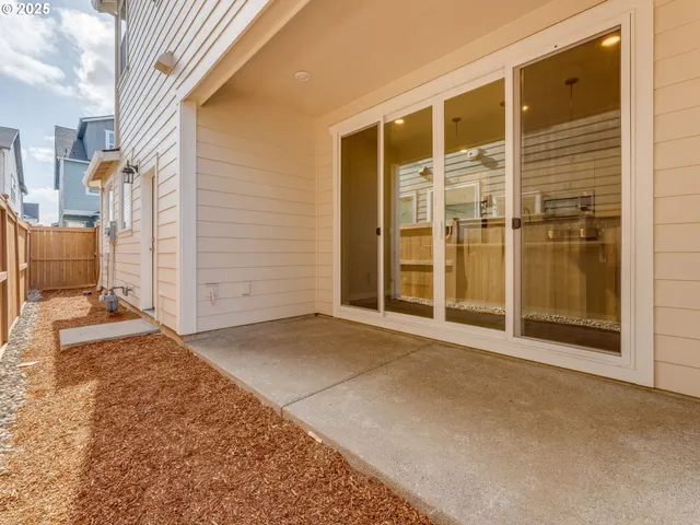 $464,990 | 3648 Southeast 86th Avenue, Hillsboro, OR 97123