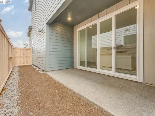 $464,990 | 3648 Southeast 86th Avenue, Hillsboro, OR 97123