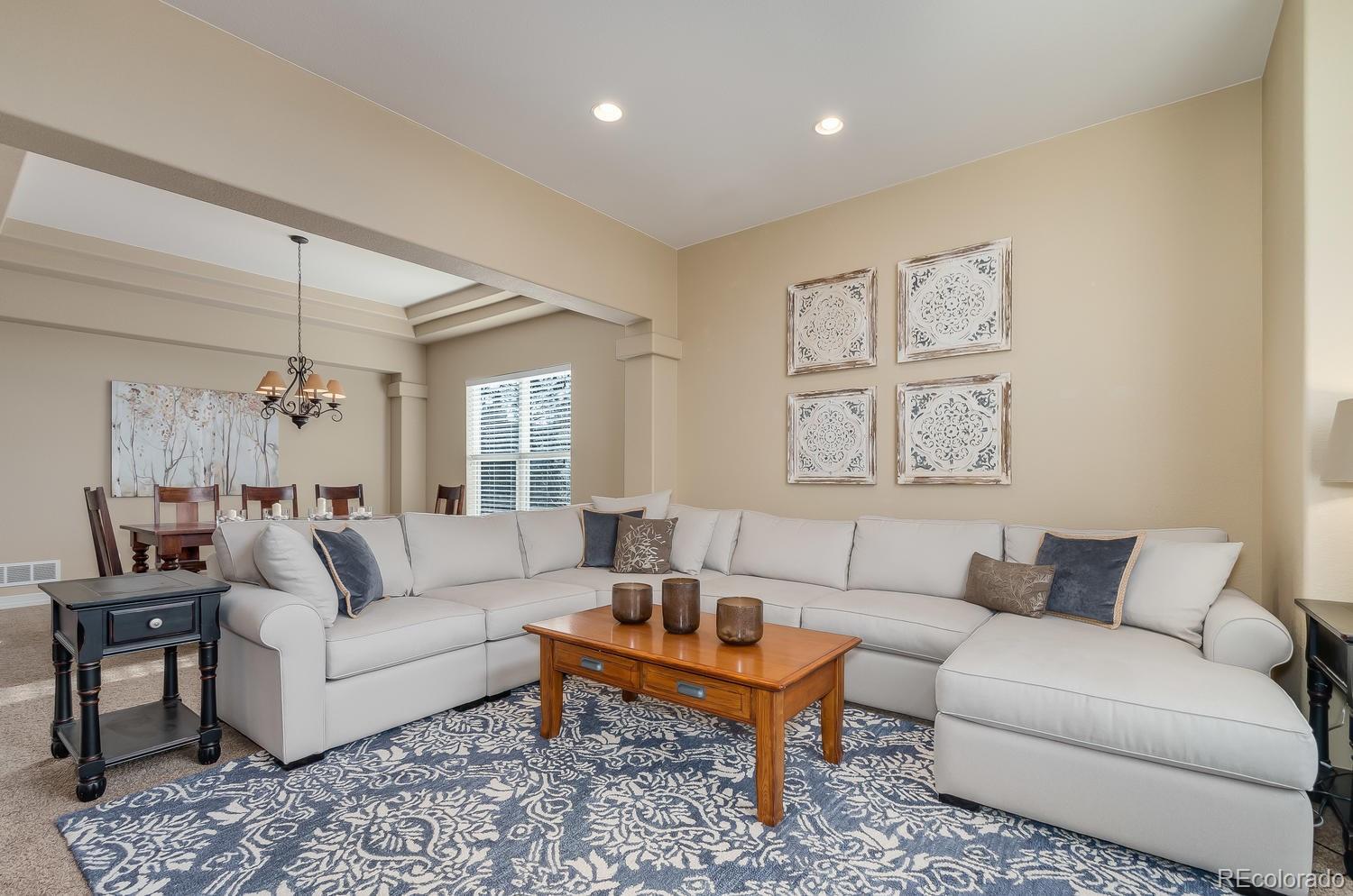 10168 Mockingbird Lane Highlands Ranch, CO 80129 - Photo 8 of 35 Gallery Image 8