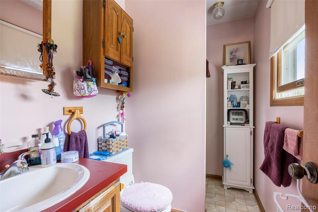 52909 10 Mile Road South Lyon, MI 48178 - Photo 46 of 54 Gallery Image 46