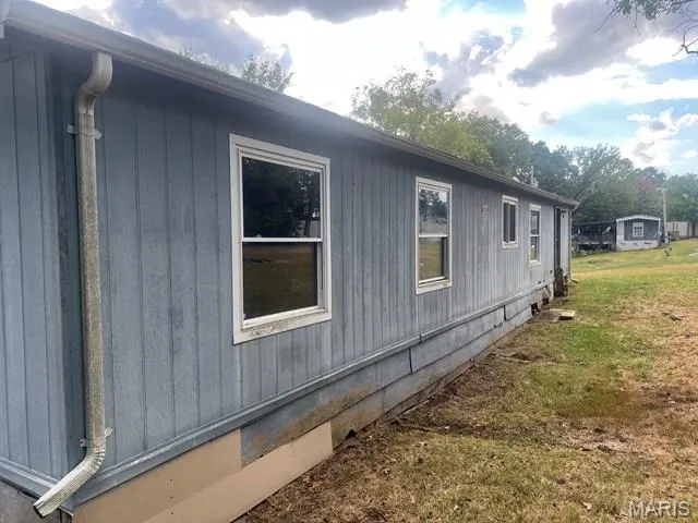 $49,900 | 11249 Castle Ranch Road, De Soto, MO 63020