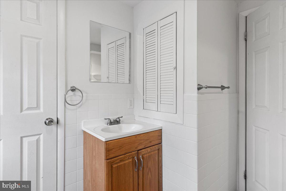355 West Bristol Road Southampton, PA 18966 - Photo 12 of 21 Gallery Image 12