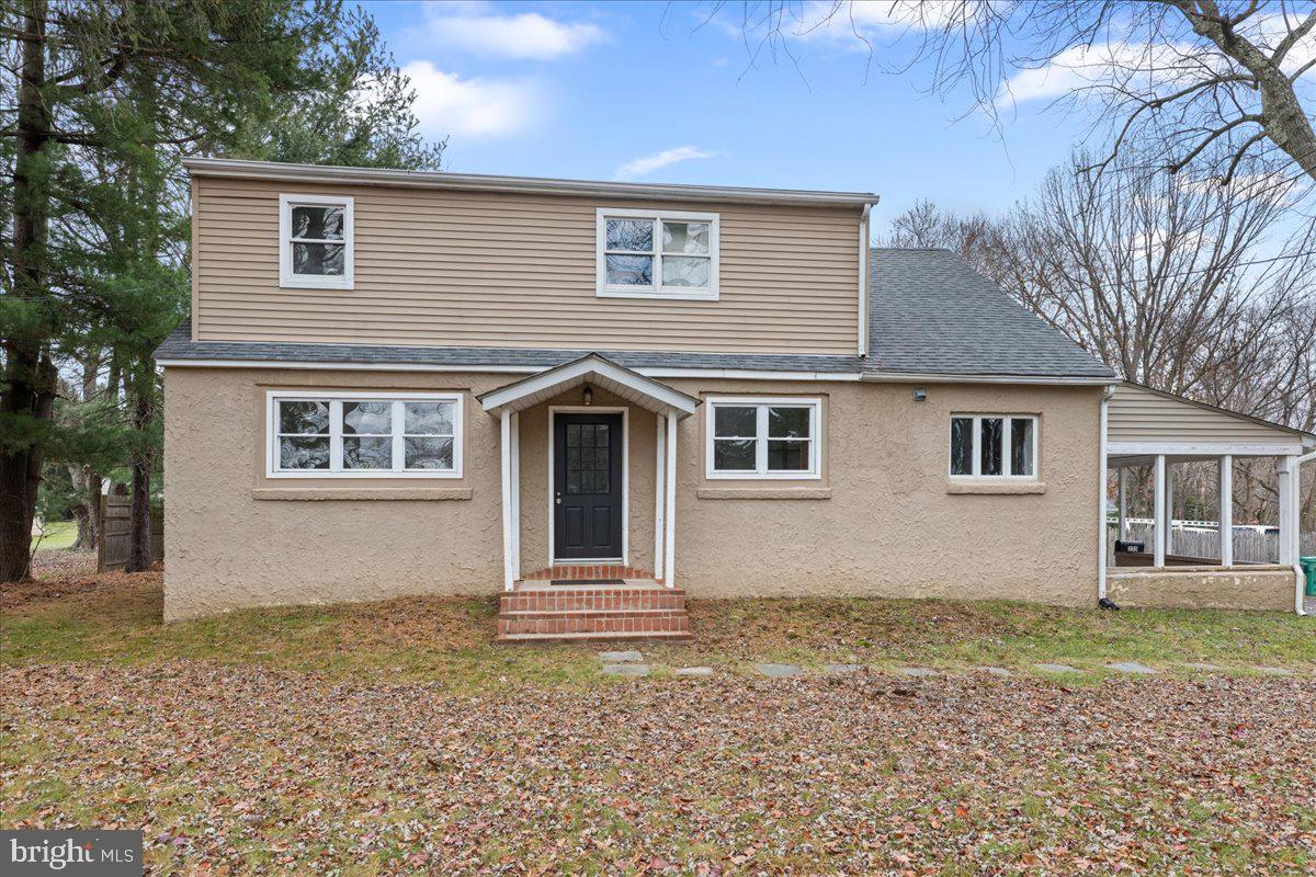 355 West Bristol Road Southampton, PA 18966 - Photo 2 of 21 Gallery Image 2