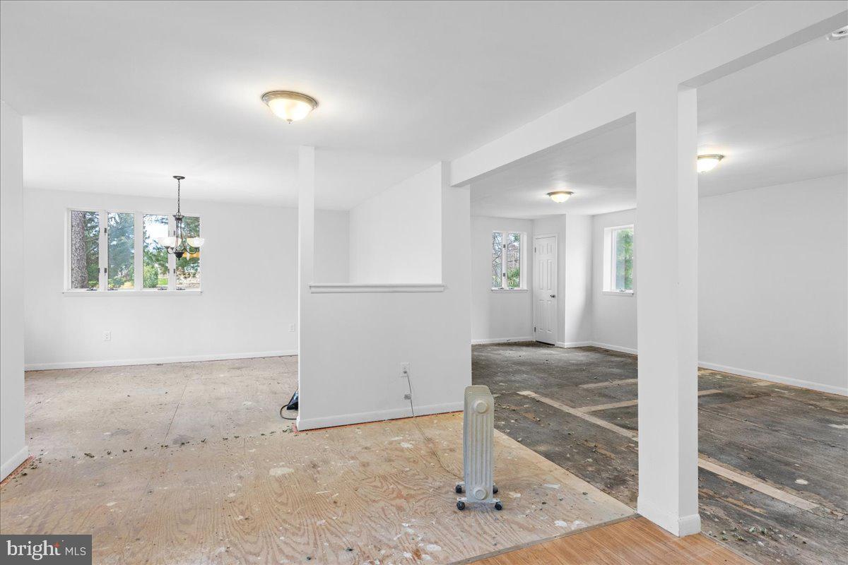355 West Bristol Road Southampton, PA 18966 - Photo 8 of 21 Gallery Image 8