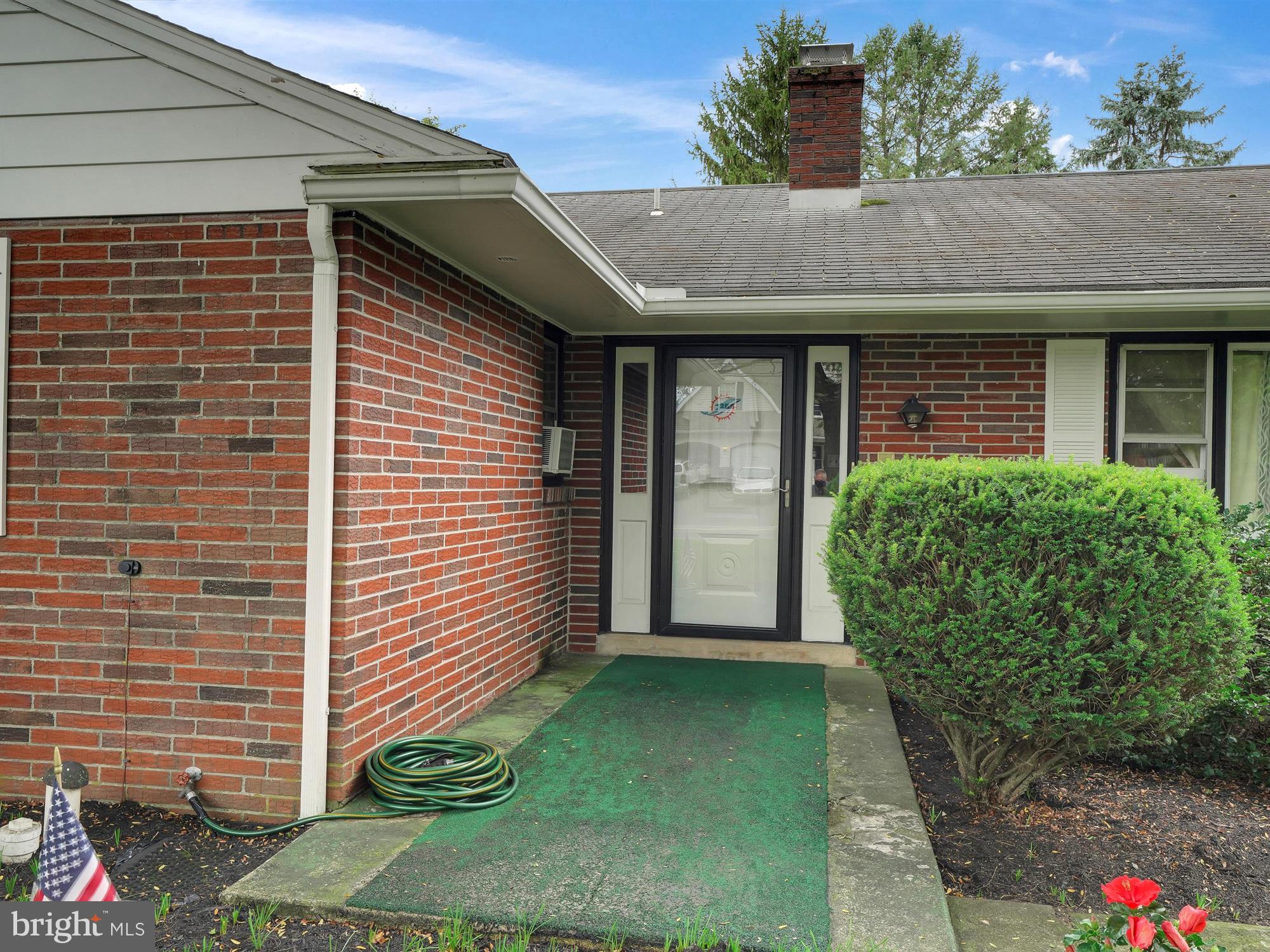 290 North Penryn Road Manheim, PA 17545 - Photo 4 of 26 V4