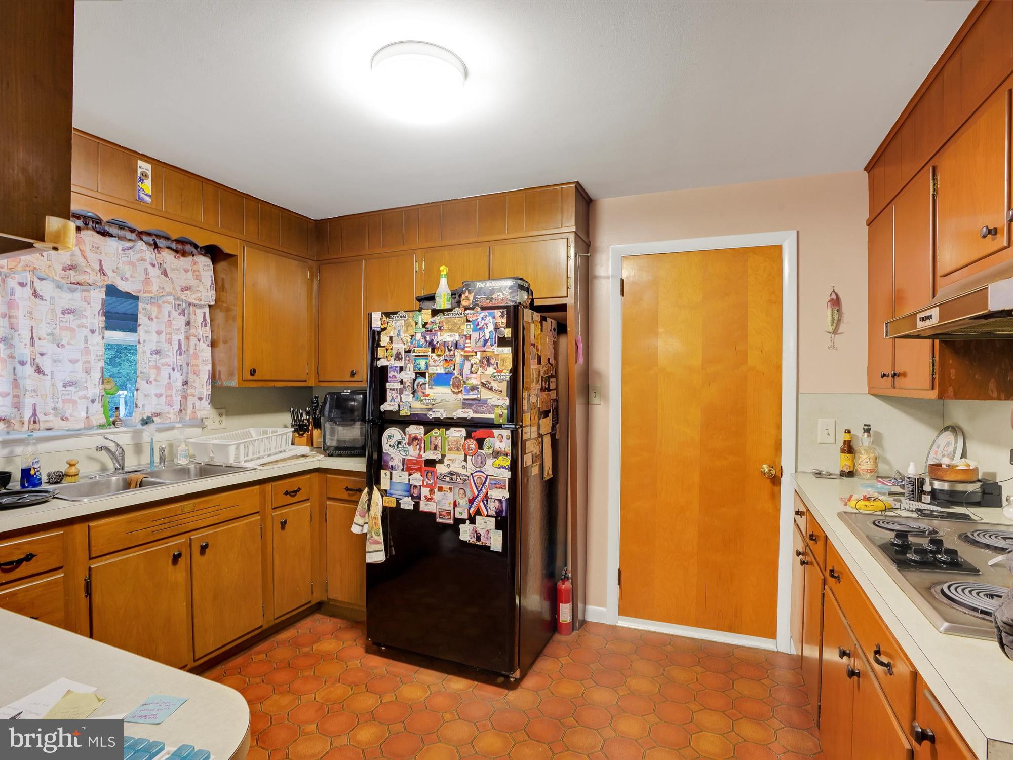 290 North Penryn Road Manheim, PA 17545 - Photo 8 of 26 Kitchen