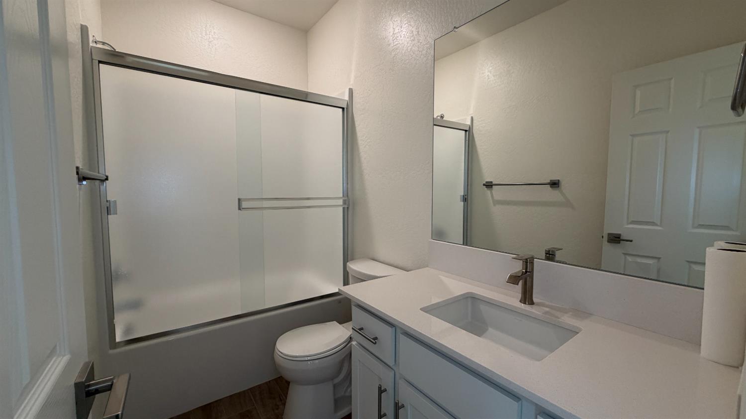 2153 North Renn Avenue Clovis, CA 93619 - Photo 15 of 32