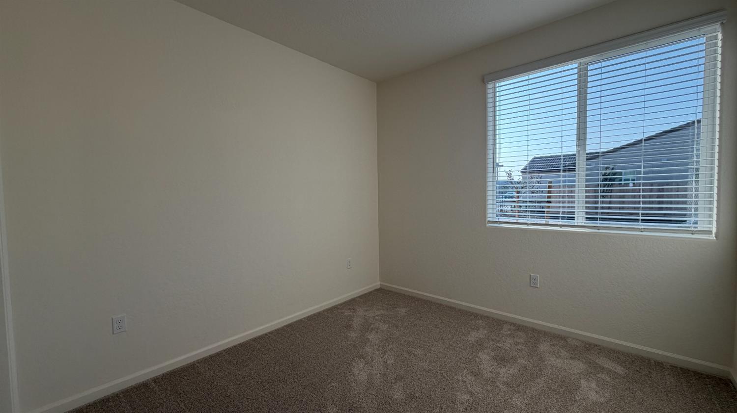 2153 North Renn Avenue Clovis, CA 93619 - Photo 17 of 32
