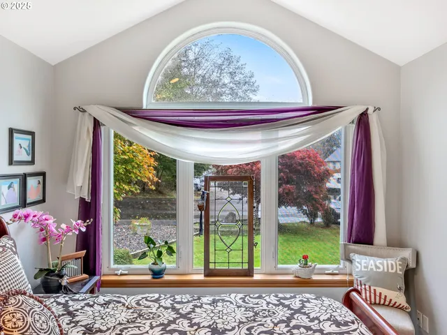 a view of a interior of the house