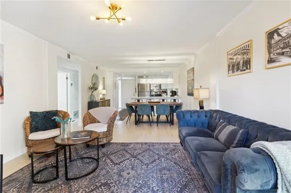 $2,600 | 3915 St Charles Avenue, Unit 503, New Orleans, LA 70115