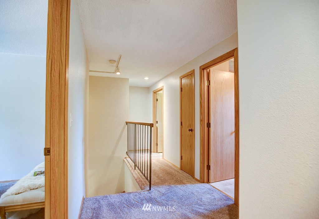 415 201st Street Southeast Bothell, WA 98012 - Photo 15 of 40