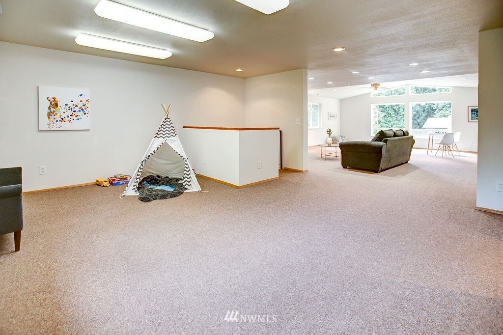 415 201st Street Southeast Bothell, WA 98012 - Photo 17 of 40