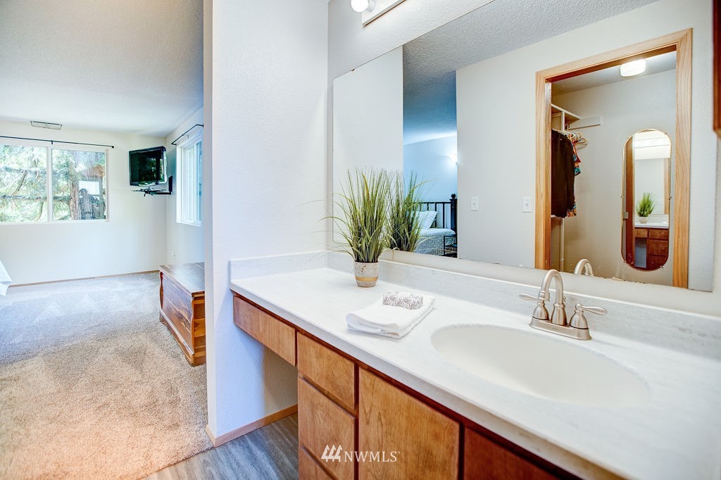 415 201st Street Southeast Bothell, WA 98012 - Photo 21 of 40