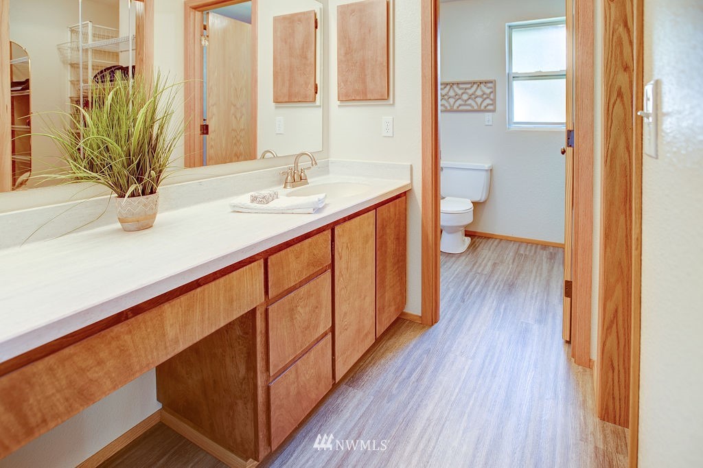 415 201st Street Southeast Bothell, WA 98012 - Photo 22 of 40