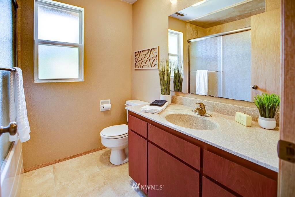 415 201st Street Southeast Bothell, WA 98012 - Photo 26 of 40