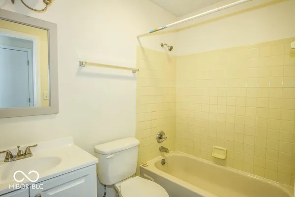 $1,699 | 3281 Cherry Lake Lane, Indianapolis, IN 46235