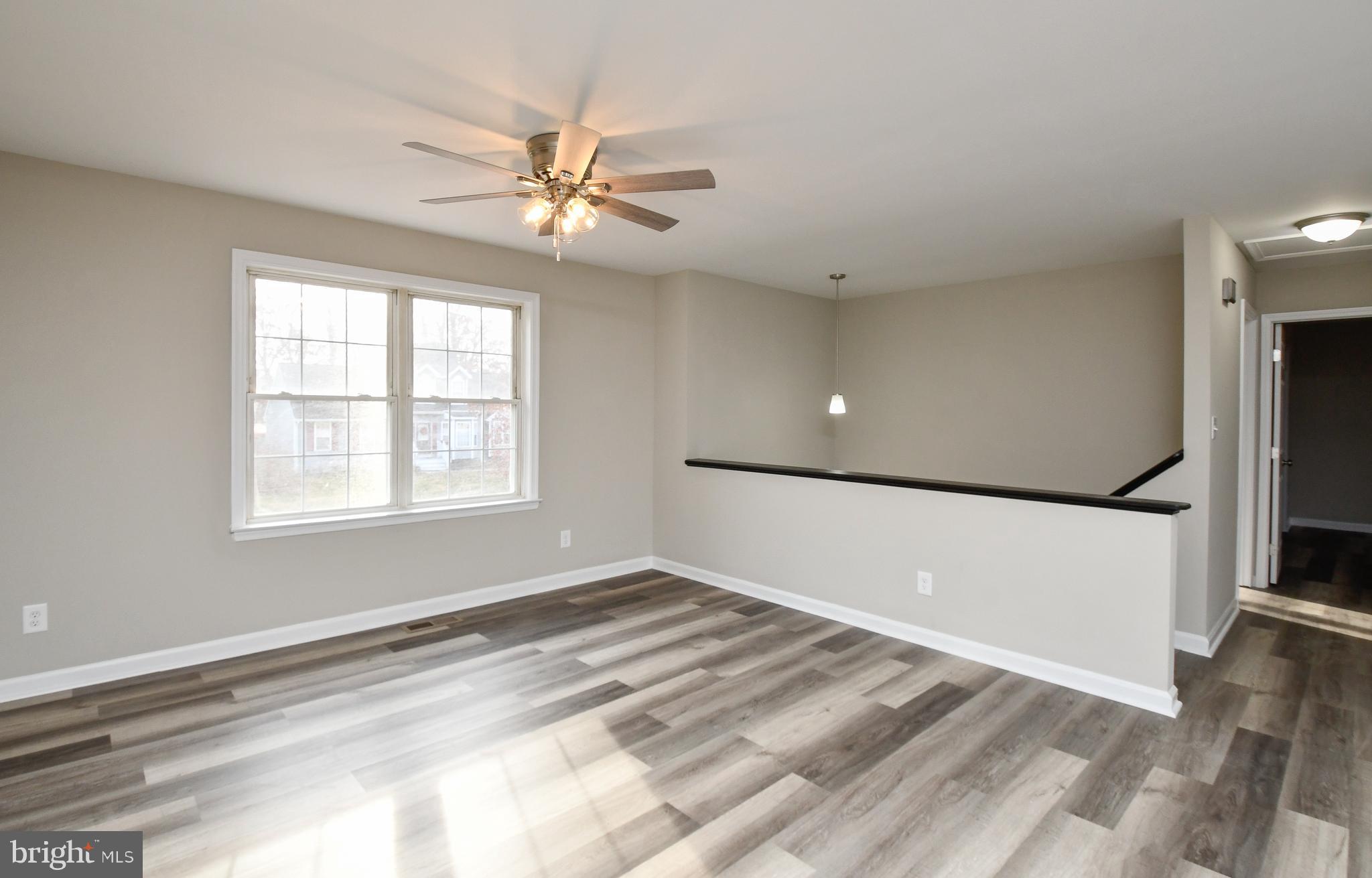 5515 South Branch Road Fredericksburg, VA 22407 - Photo 6 of 38 living room