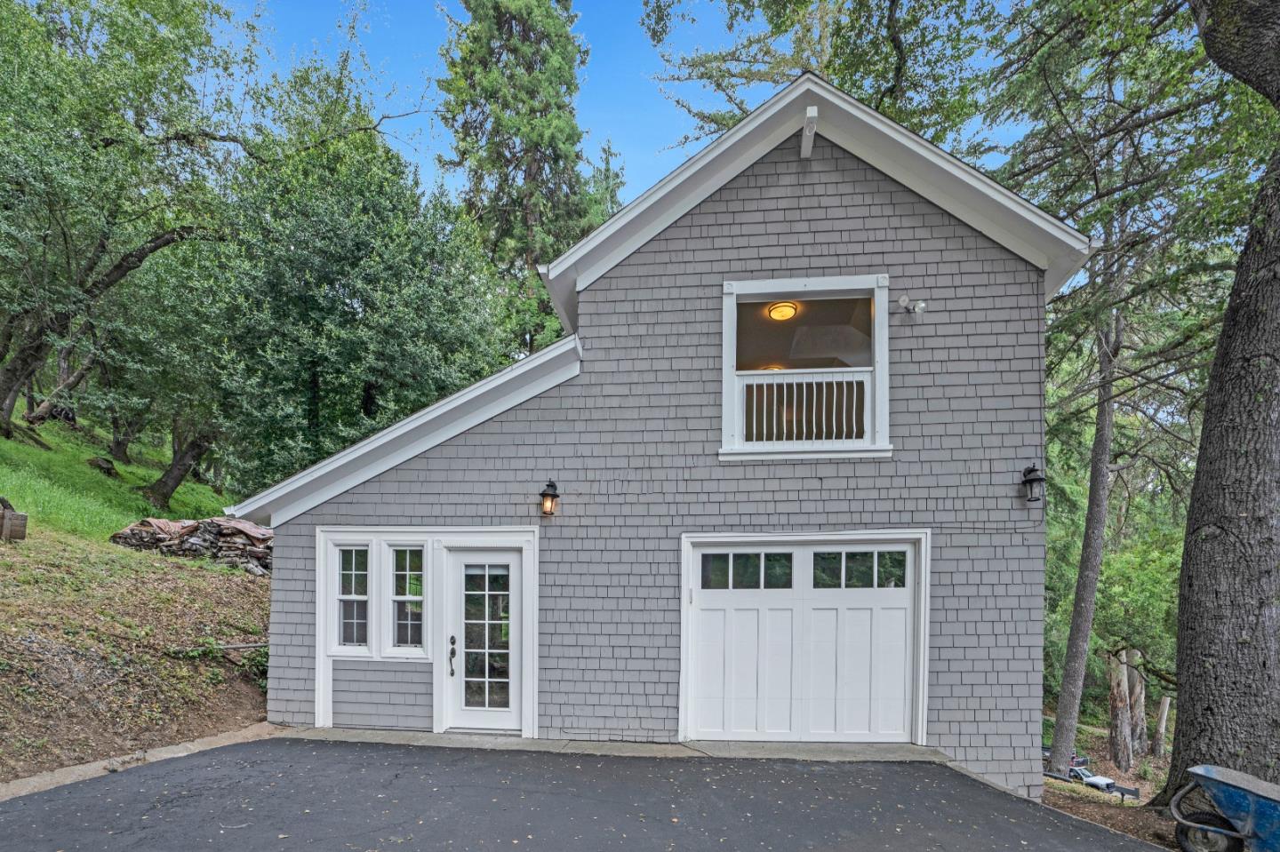 17915 Foster Road Los Gatos, CA 95030 - Photo 29 of 30 a view of a house and outdoor space