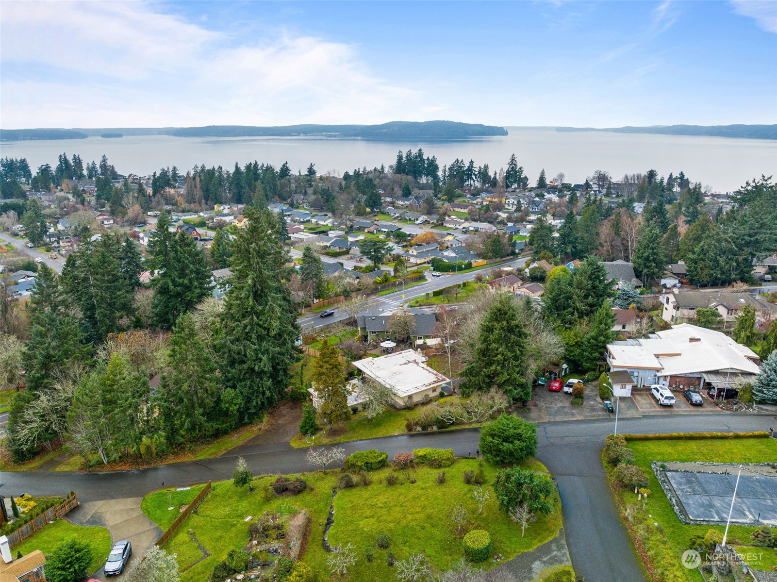 913 Powell Street Steilacoom, WA 98388 - Photo 37 of 40 a view of a city