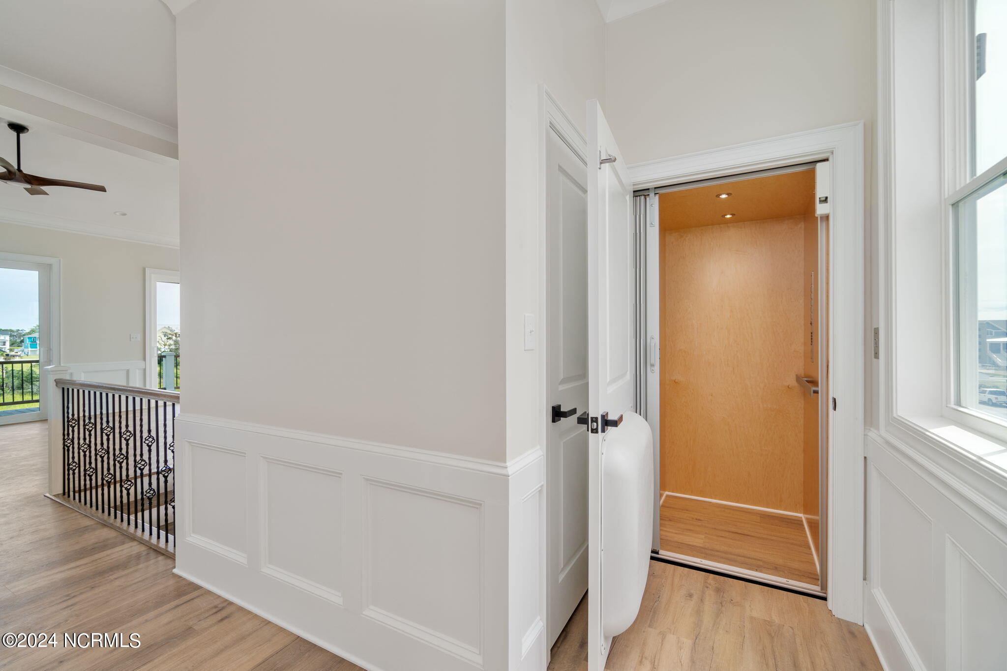 1500 Olde Farm Road Morehead City, NC 28557 - Photo 7 of 47 Elevator to all floors