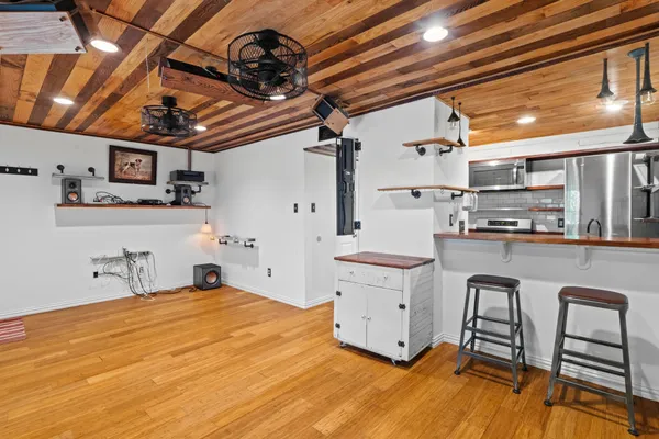 $184,000 | 2450 Ashdale Drive, Unit D106, Austin, TX 78757