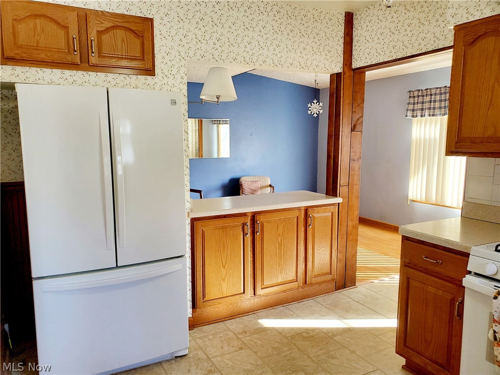 1277 Irene Road Lyndhurst, OH 44124 - Photo 4 of 35