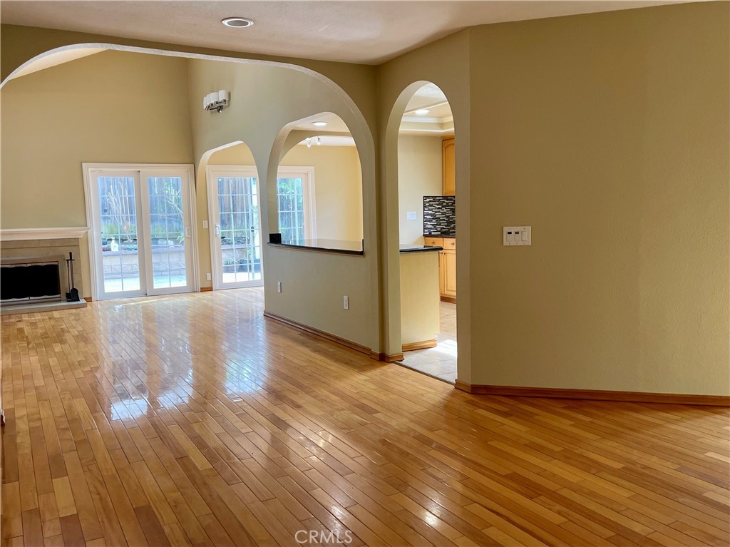 6 Amistad Irvine, CA 92620 - Photo 3 of 24