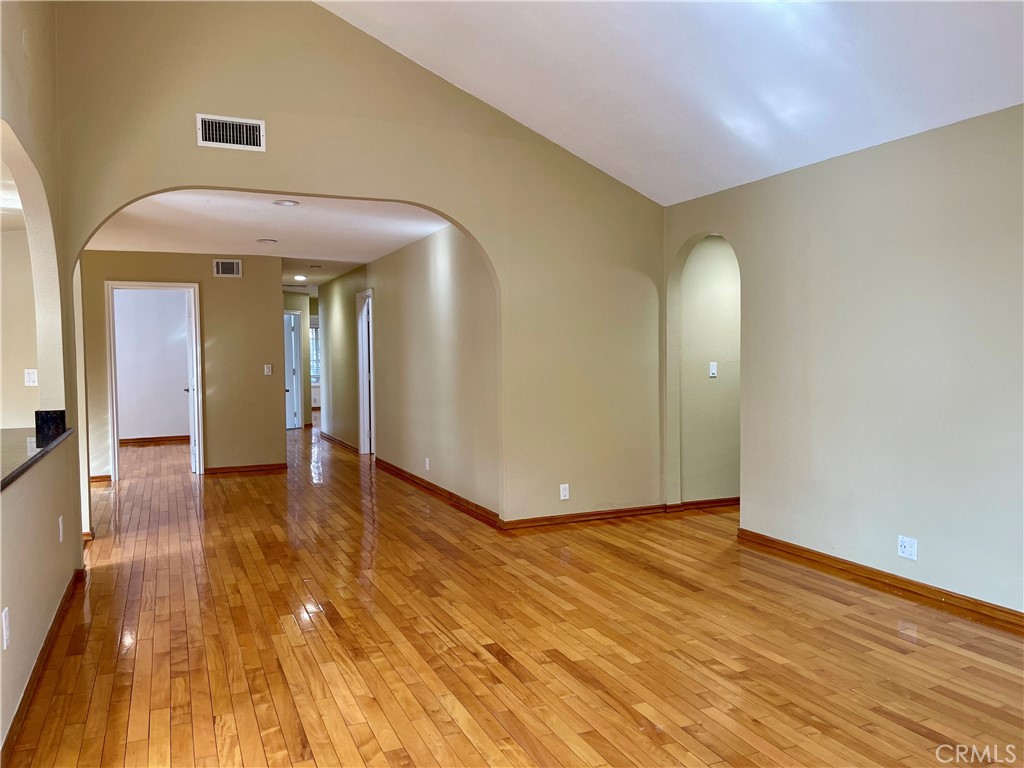 6 Amistad Irvine, CA 92620 - Photo 7 of 24