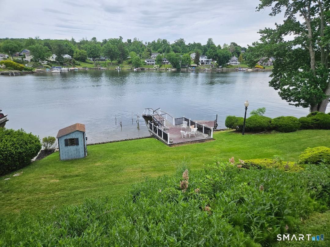 68 Arrowhead Road Brookfield, CT 06804 - Photo 2 of 11