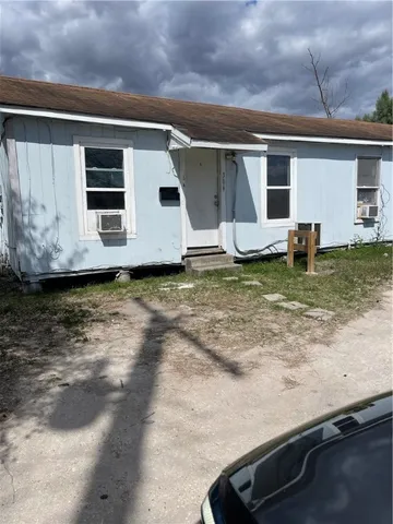 $725 | Undisclosed Address, Alice, TX 78332