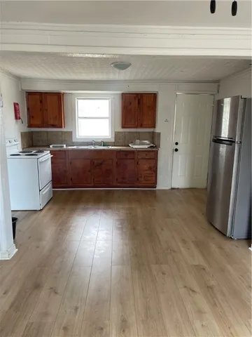 $725 | Undisclosed Address, Alice, TX 78332