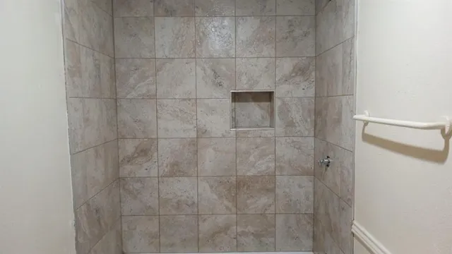 $2,500 | 1711 West Spring Creek Parkway, Plano, TX 75023