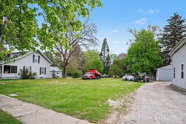 $13,000 | 223 South Sherman Street, Sheridan, MI 48884