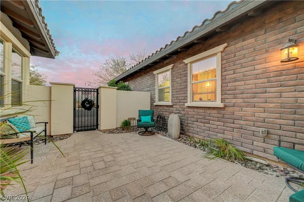 $9,200 | 81 Navarra Canyon Court, Las Vegas, NV 89138