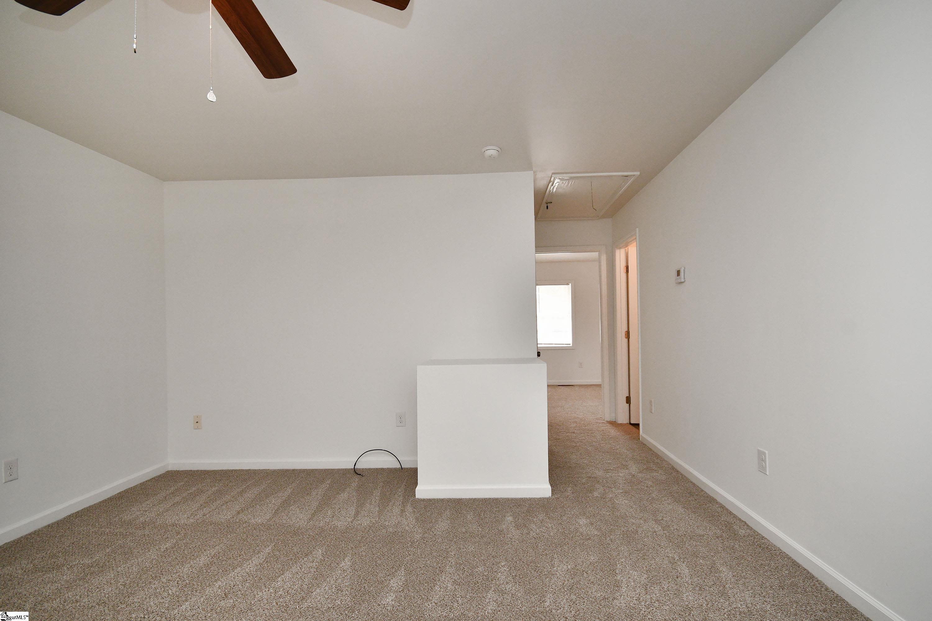 613-615 West 4th Avenue Easley, SC 29640 - Photo 31 of 37