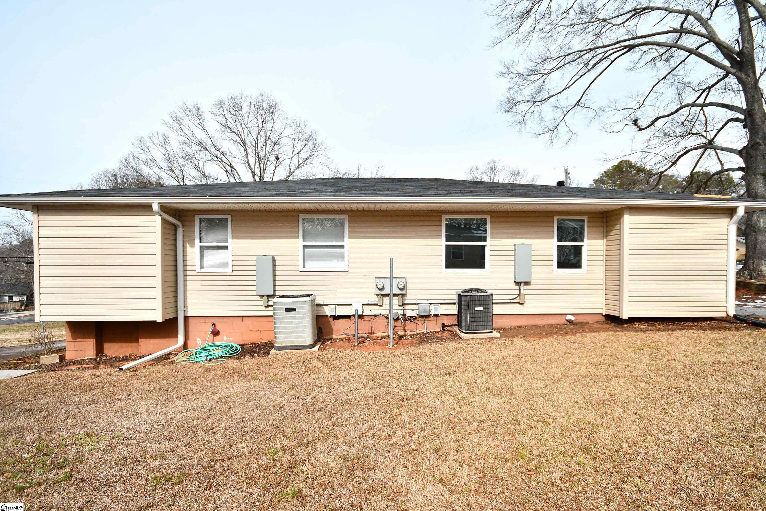 613-615 West 4th Avenue Easley, SC 29640 - Photo 5 of 37
