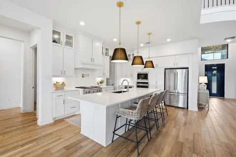 $1,085,000 | 28615 Jade Springs Lane, Fulshear, TX 77441