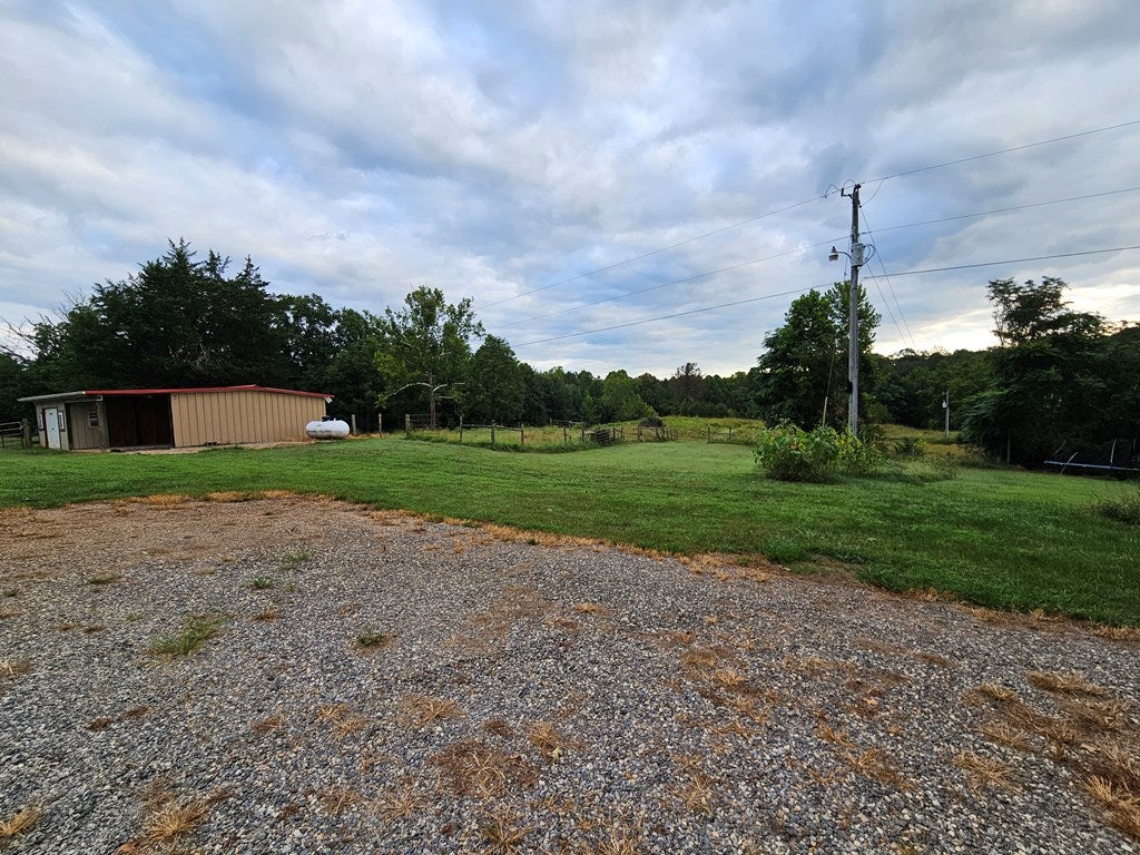 829 School Road Dillwyn, VA 23936 - Photo 7 of 7 Gallery Image 7