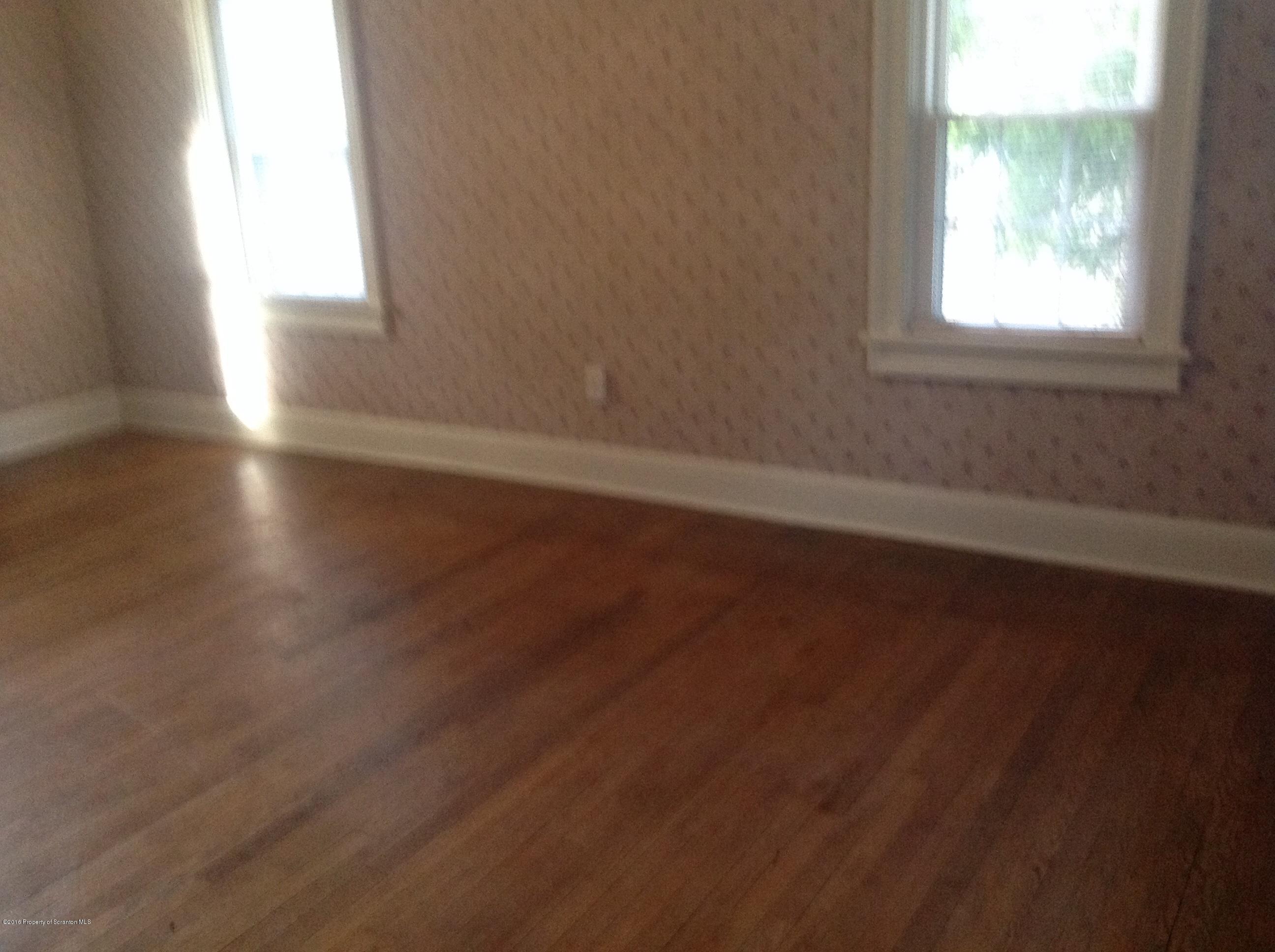 2569 Lithia Valley Road Factoryville, PA 18419 - Photo 13 of 27 Gallery Image 13