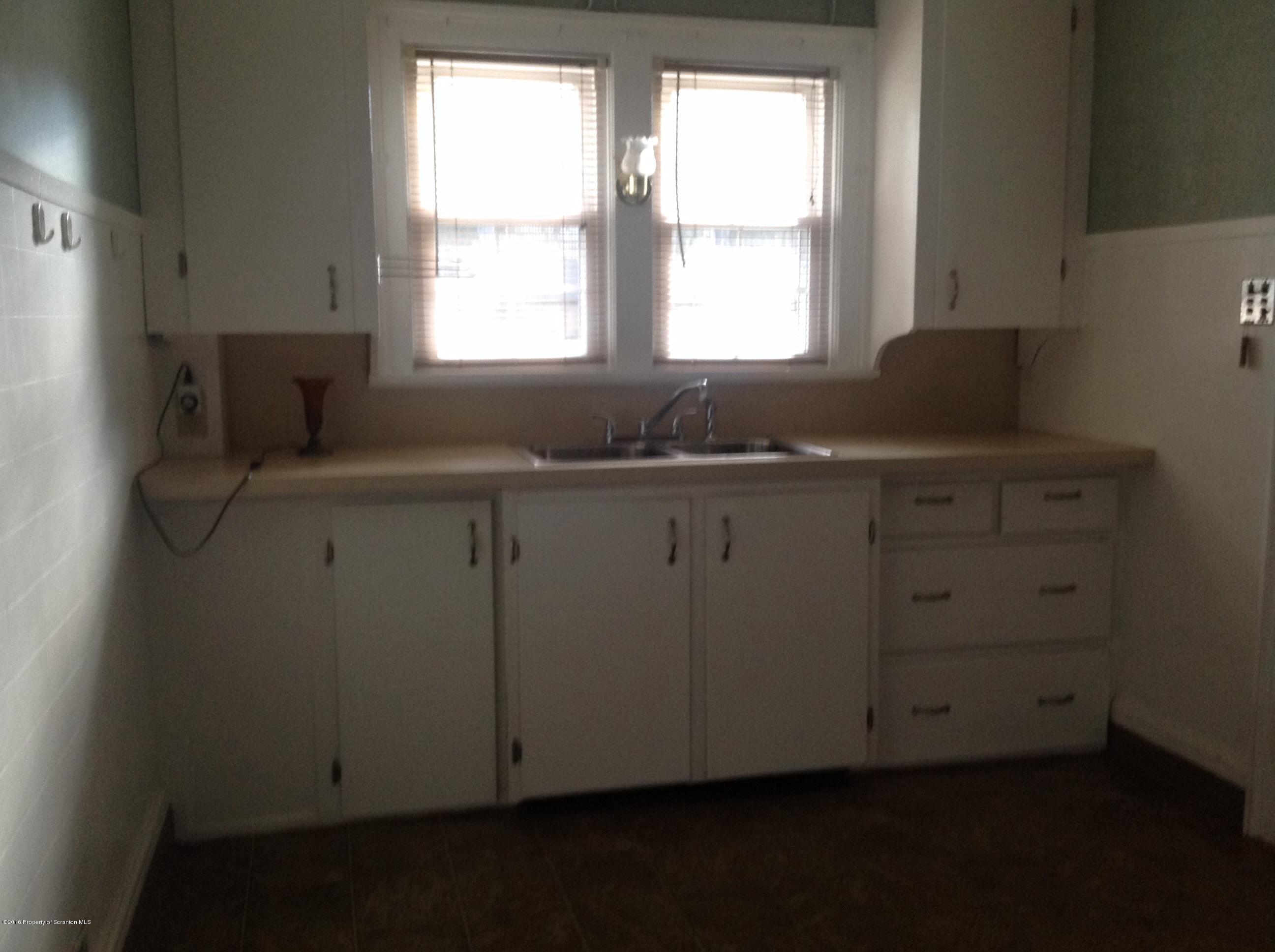 2569 Lithia Valley Road Factoryville, PA 18419 - Photo 9 of 27 Gallery Image 9