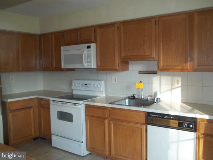 13001 Conductor Way, Unit 1 Silver Spring, MD 20904 - Photo 5 of 9 Kitchen