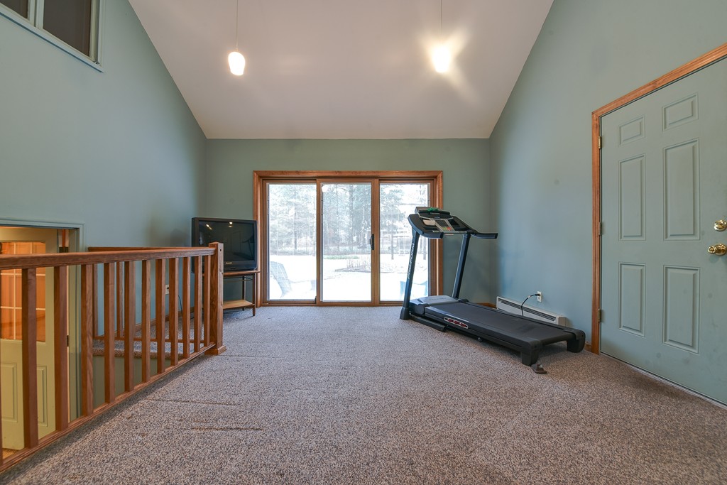 21 Magnolia Road Sudbury, MA 01776 - Photo 14 of 19 Gallery Image 14