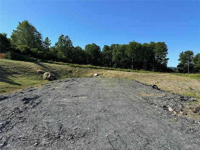 $600,000 | 2729 State Rte 55, Poughquag, NY 12570