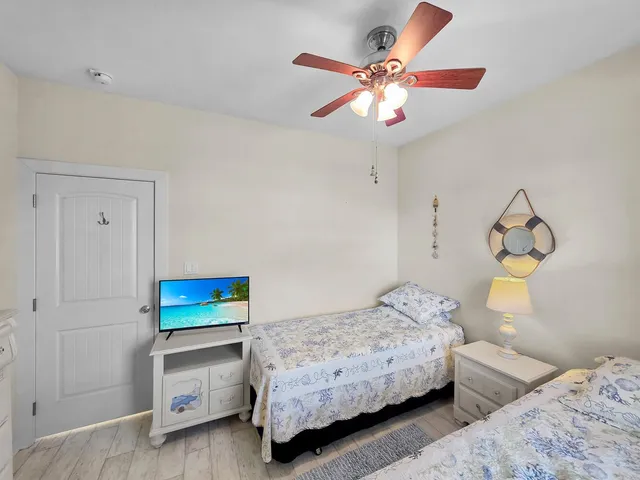 $499,000 | 2577 Holiday, Crystal Beach, TX 77650