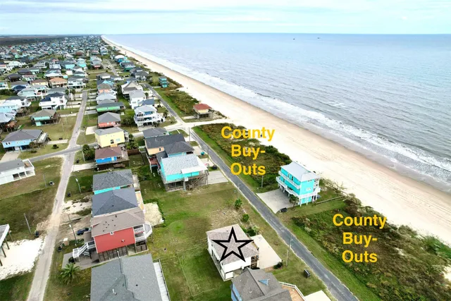 $499,000 | 2577 Holiday, Crystal Beach, TX 77650