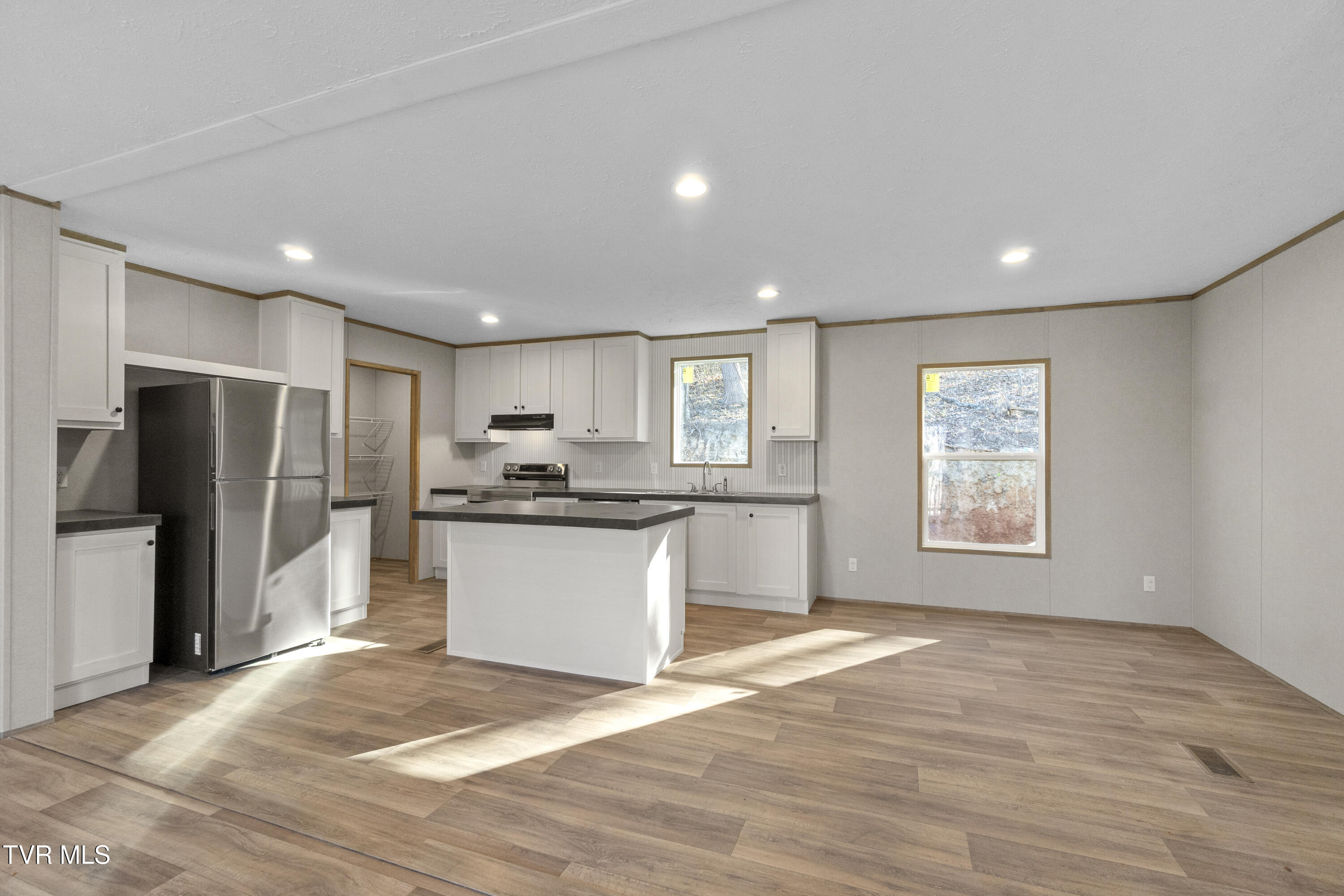 1512 Redbud Drive Newport, TN 37821 - Photo 6 of 42 DSC08120