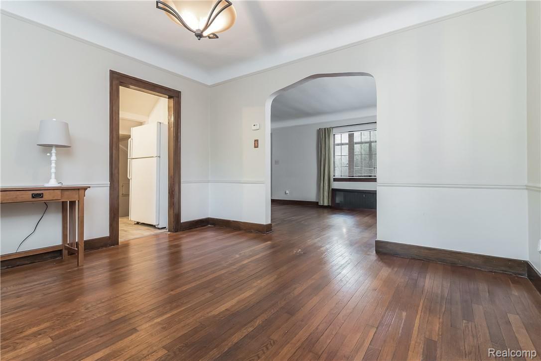 5306 Yorkshire Road Detroit, MI 48224 - Photo 6 of 22 008-photo-dining-room-6431632.jpg