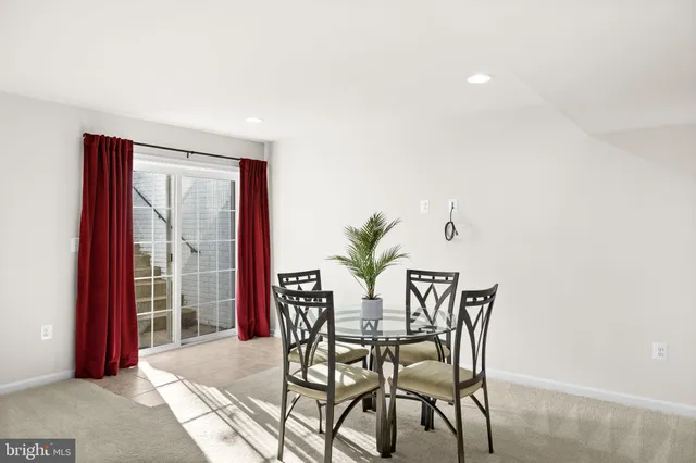 $849,900 | 102 Liberty Hall Drive, Fredericksburg, VA 22406